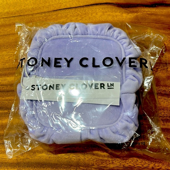 New with tags stoney clover lavender velvet ruffle mini pouch galaxy - Picture 1 of 3